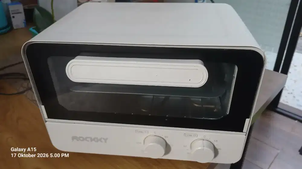 Dijual Oven Listrik merek Rockky