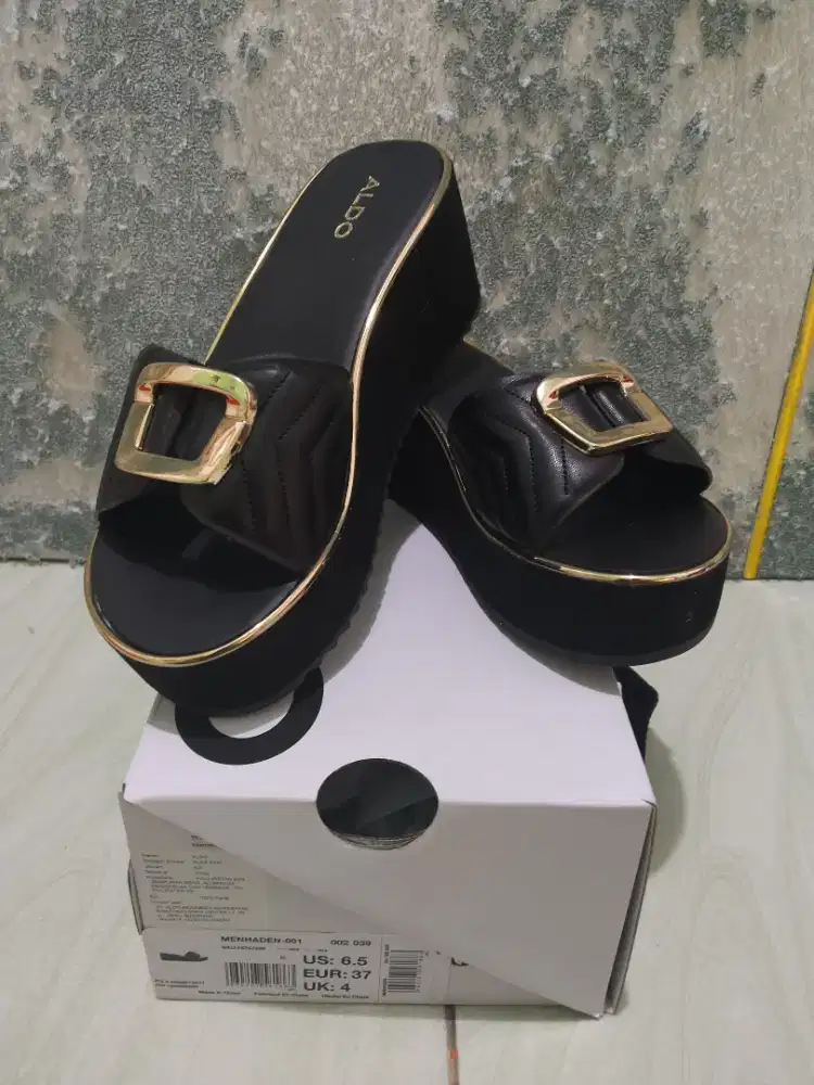 Aldo Menhaden Size 37