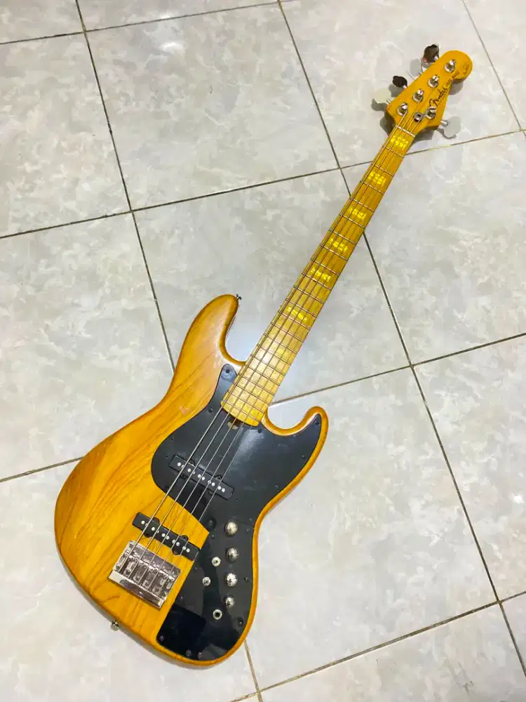 Gitar bass fender jazz bass