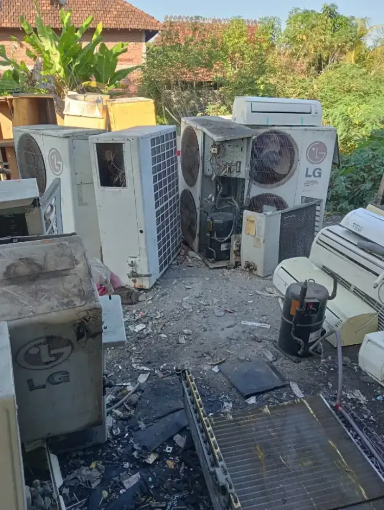Dibeli Rosok Besi Tua Logamlainnya Elektronik Rusak Ac Mesin Mesin dll
