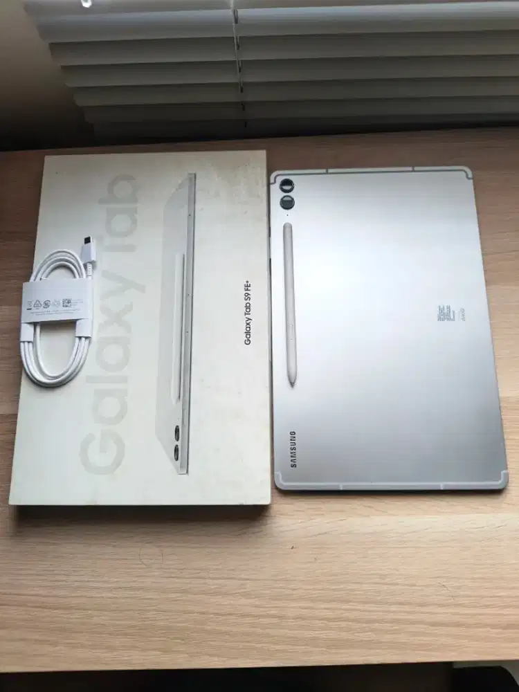 Samsung galaxy tab S9 FE plus