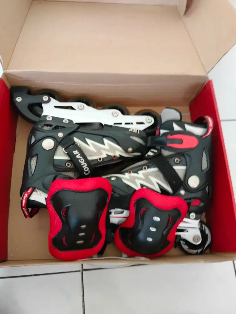 Sepatu roda cougar