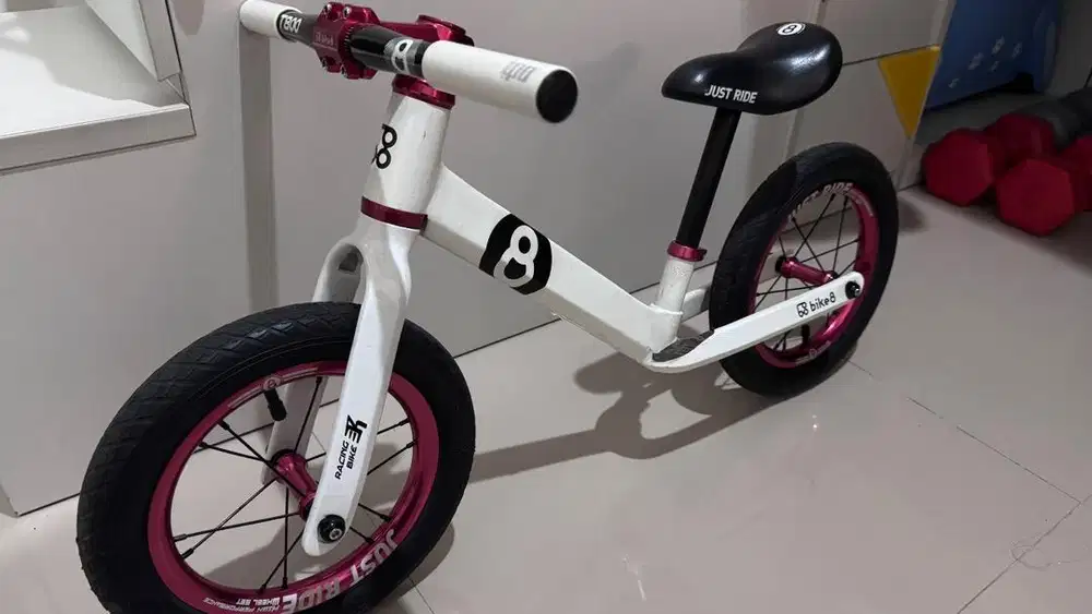 Push Bike Racing Bike 8 Racing Pro Balance Bike