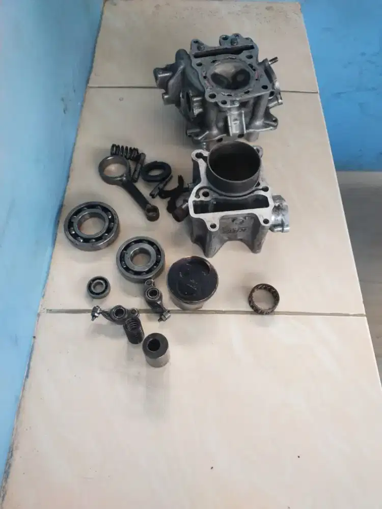 for sale head dan blok vario 150