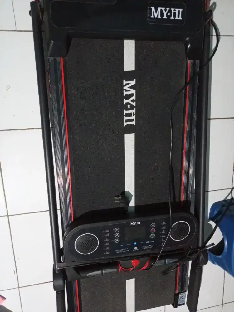 Treadmill bekas