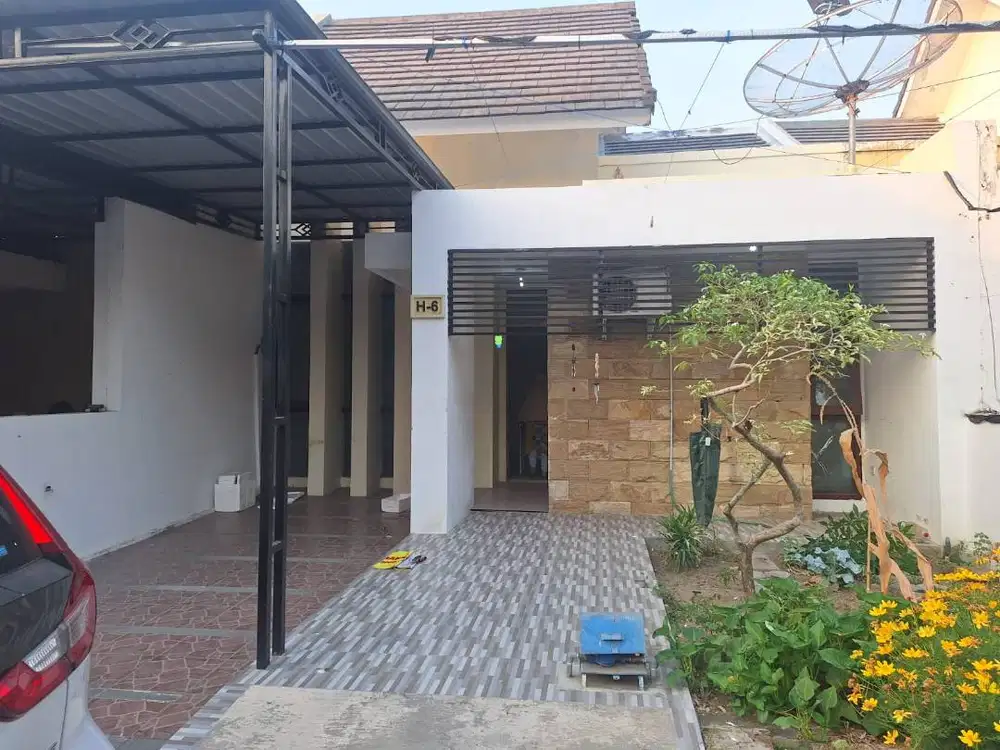 Rumah SHM di Polim Regency, Bojonegoro kota