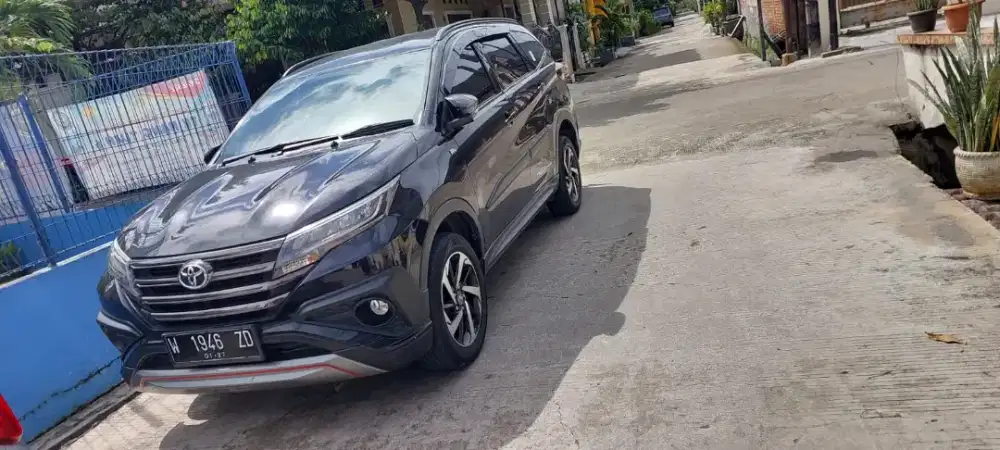 Mobil bekas murah rush trd sportivo th 2021