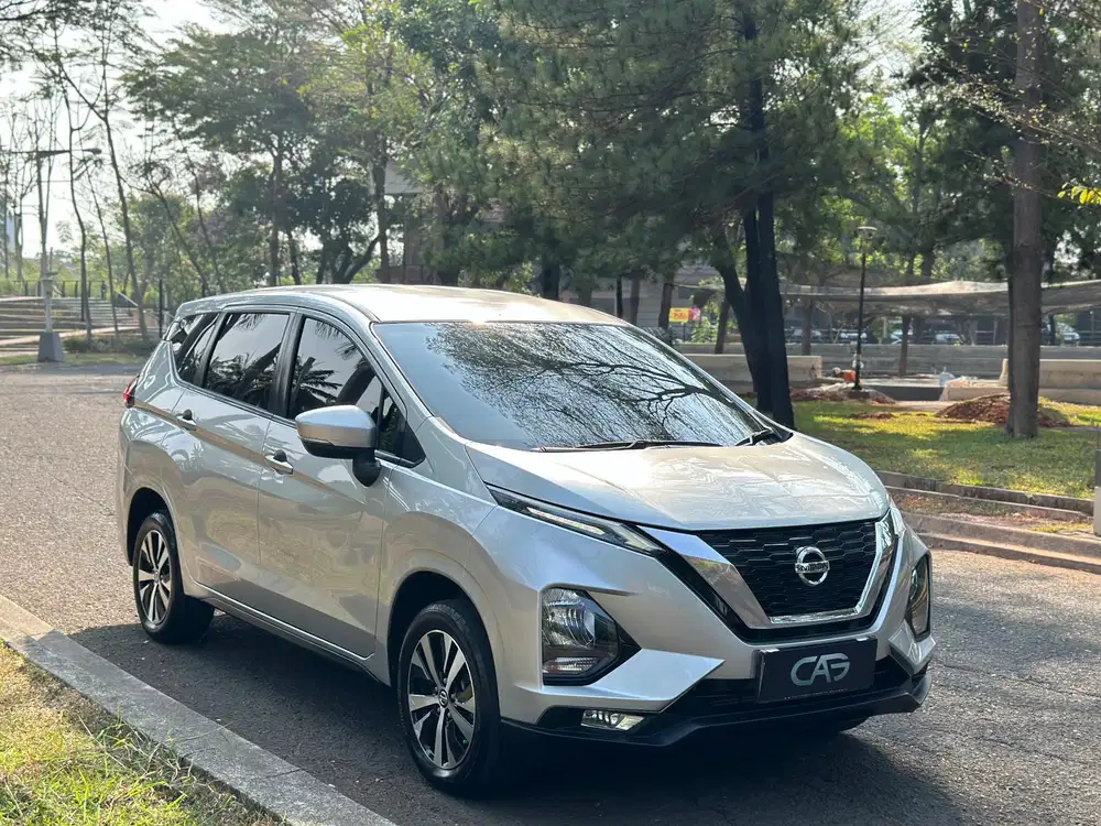 Nissan Livina VE AT 2019 Silver
