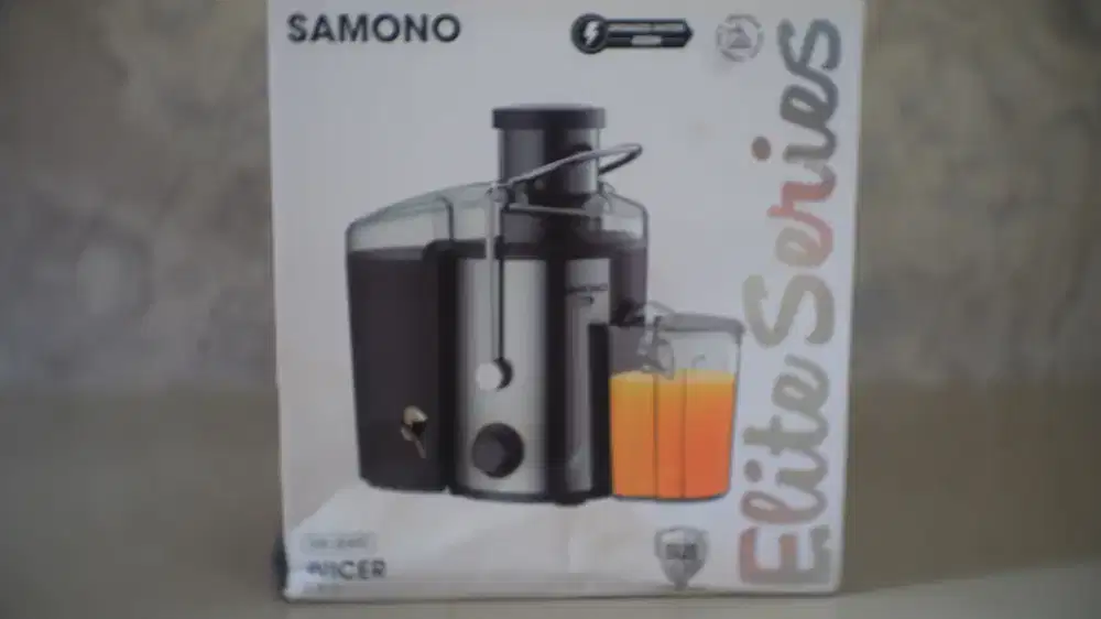SAMONO ELECTRIC JUICER — BARANG SECOND