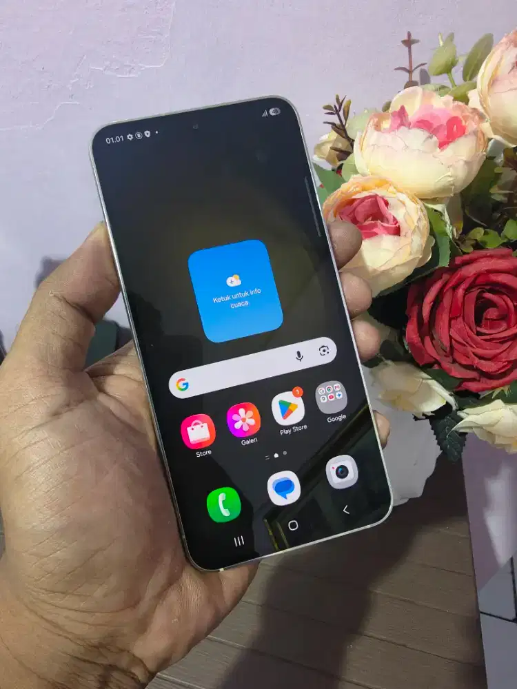 Samsung S23 ram 8/256 eks sein