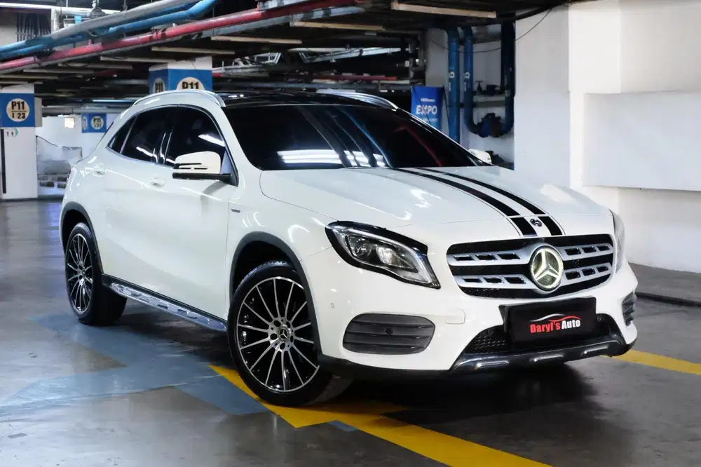 MERCEDES BENZ GLA 200 AMG LINE EDITION 50 2017