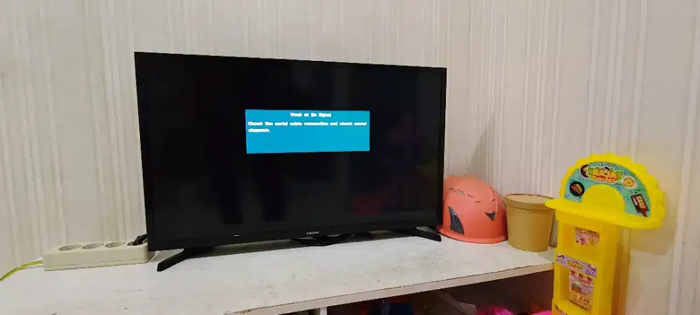 DIJUAL MURAH TV SAMSUNG 32