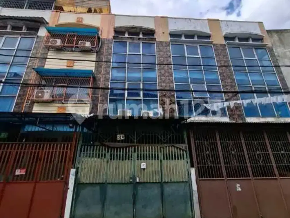 Dijual, Ruko 3 Lantai Di Cideng Timur
