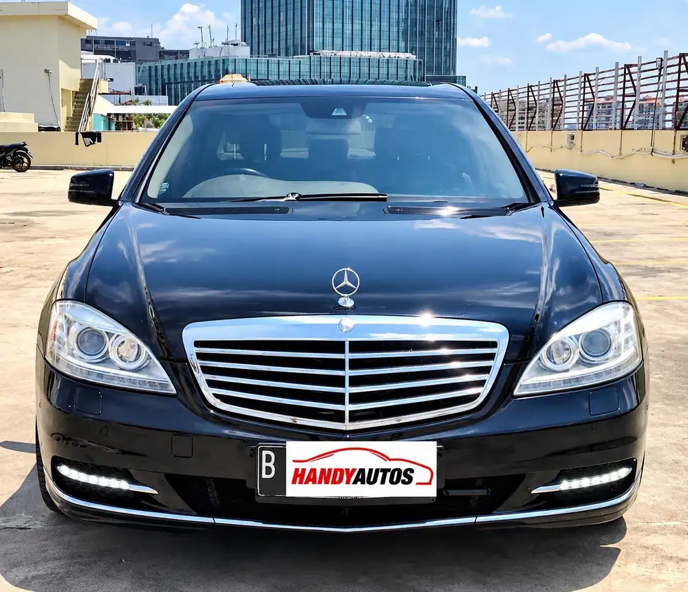 Mercedes Benz S300L Solitaire Facelift 2010 Automatic Hitam