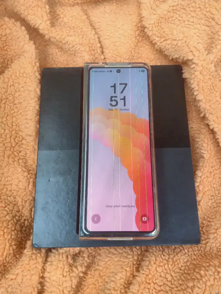 Samsung z fold 3 hitam mulus