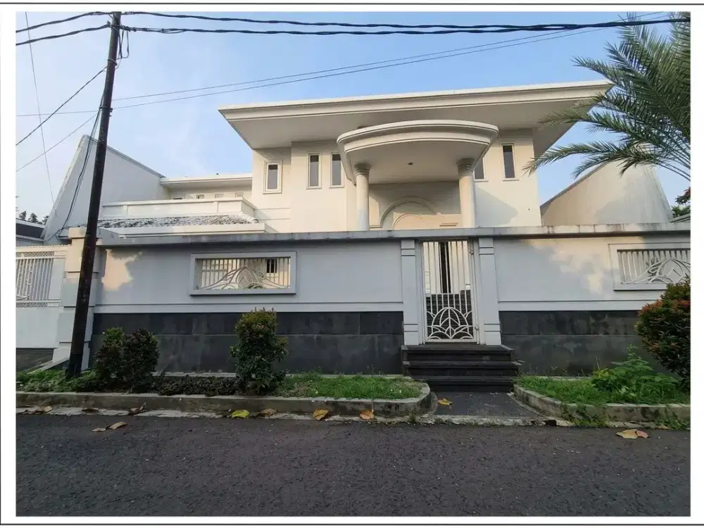 Rumah 2Lt di Permata Berlian Permata Hijau Kebayoran Lama