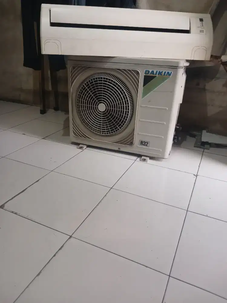 AC Daikin Malaysia 1/2 PK