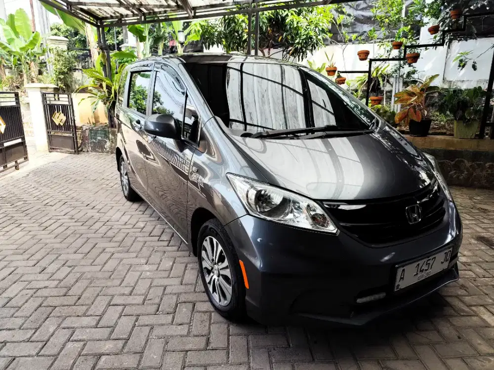Honda Freed S A/T 2012