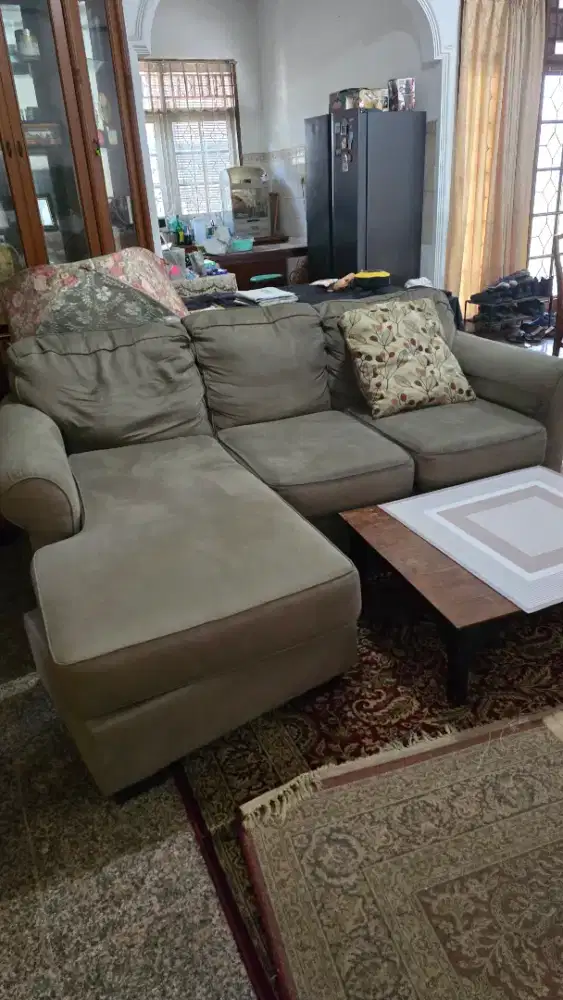 Preloved Sofa 3 seater