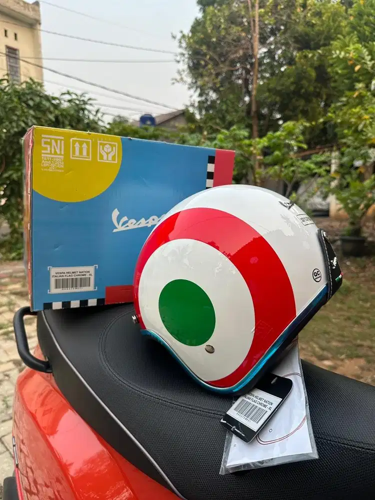 Helm Original Vespa Italian Flag (New)