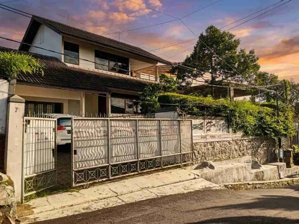 Dijual Cepat Rumah Asri Dibawah NJOP strategis di Sutami Sukasari Kota Bandung