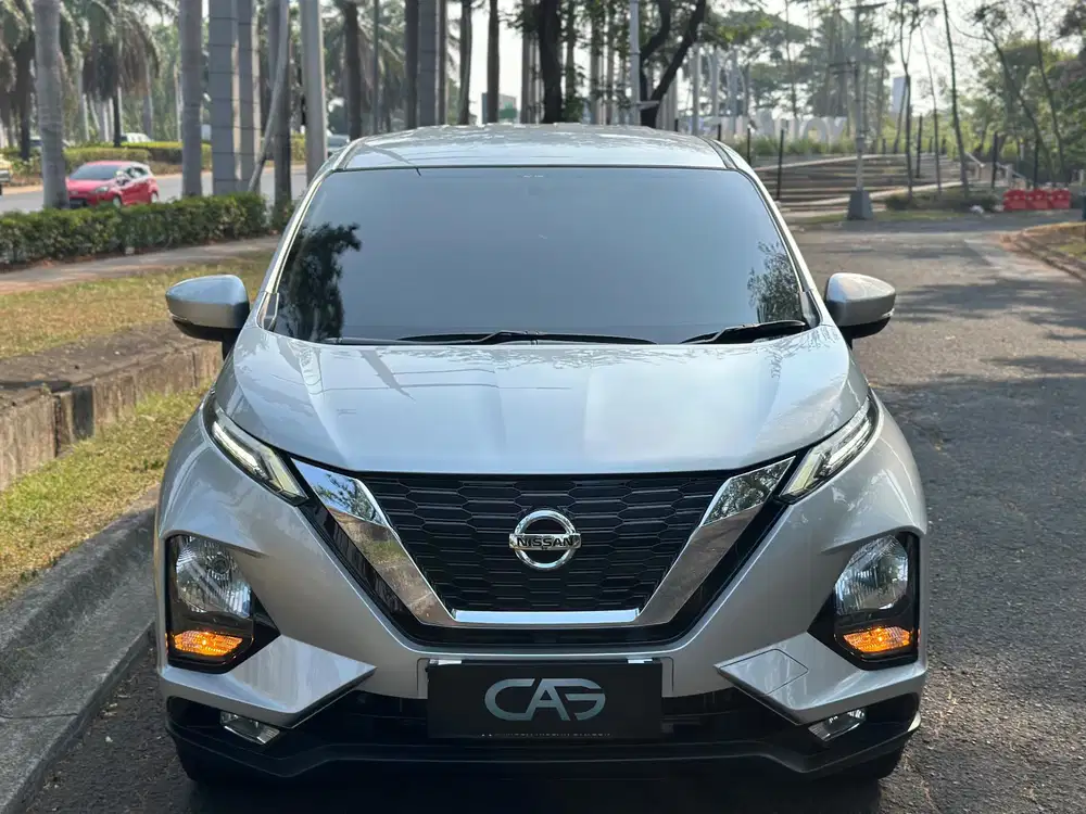 Nissan Livina VE AT 2019 Silver