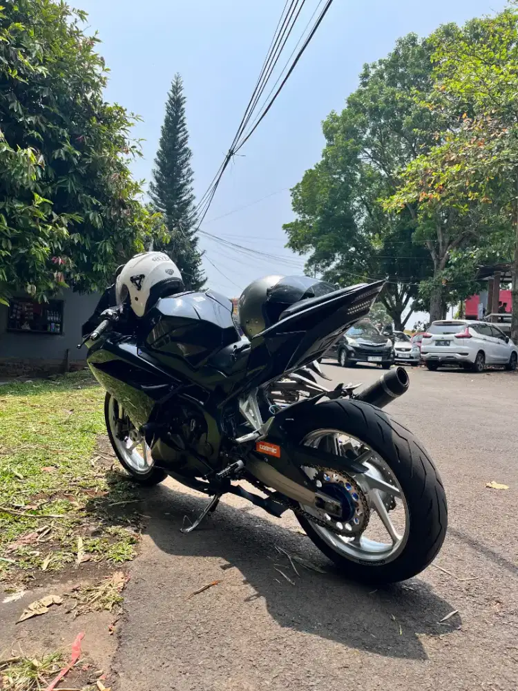 Honda cbr250rr blackfreedom