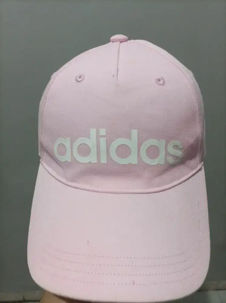 Topi Adidas pink