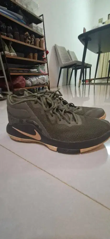 Sepatu Nike Basket Lebron James II (Army) Sangat Murah
