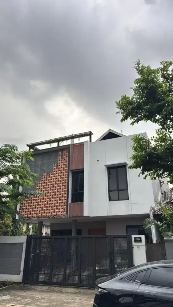 Disewakan  Kost di jalan Delman Asri 2 no 17 jakarta selatan