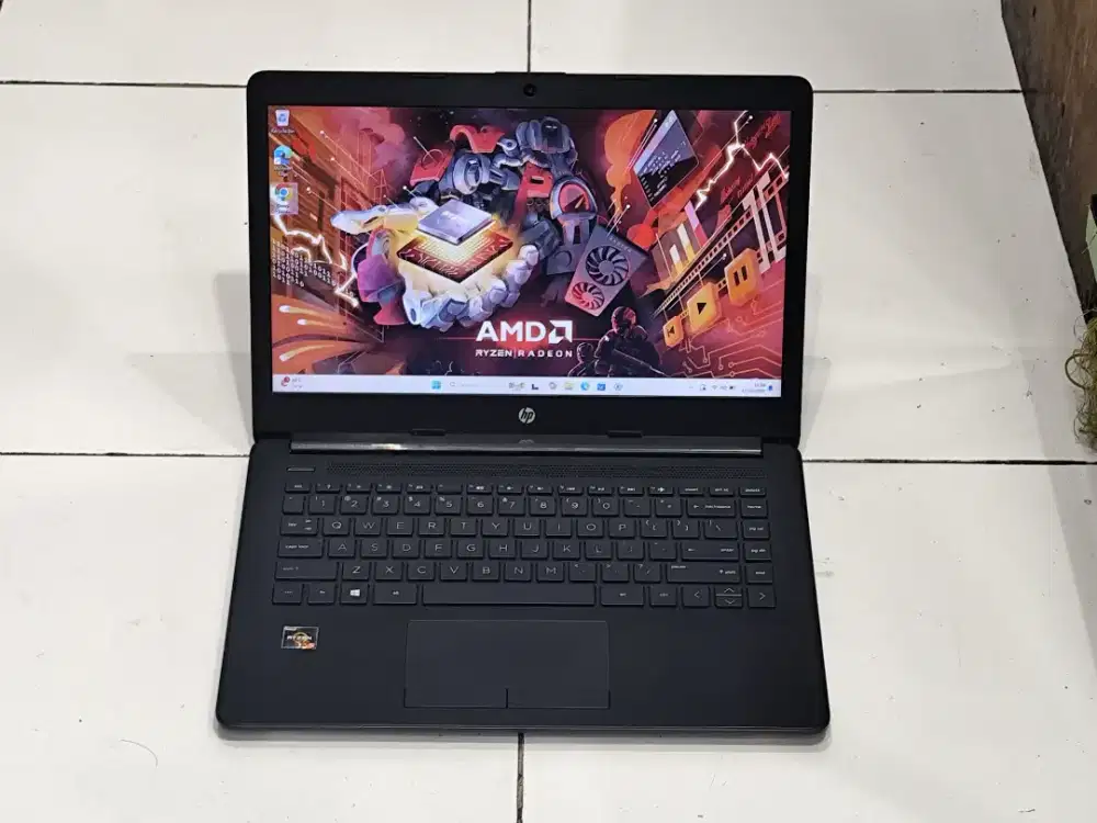 Laptop hp 245-G7 nnnotebook PC amd ryzen 5-3500u ram 8/256 gb