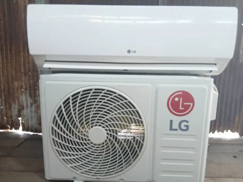 DIJUAL AC BEKAS 1/2 PK GRATIS PASANG