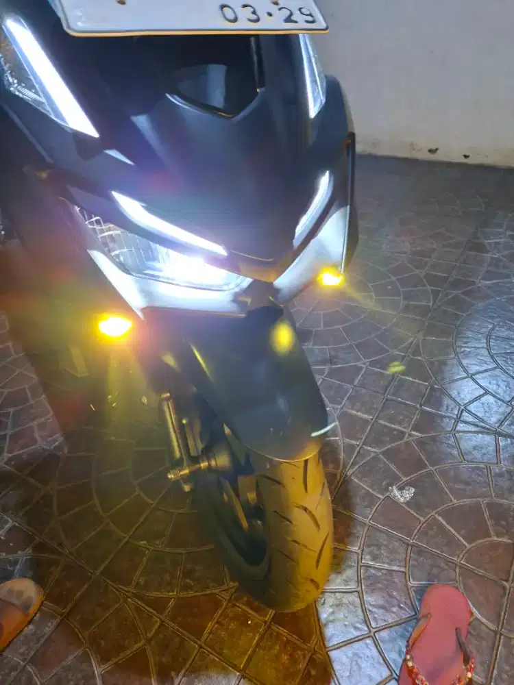 lampu sorot/ lampu laser sql