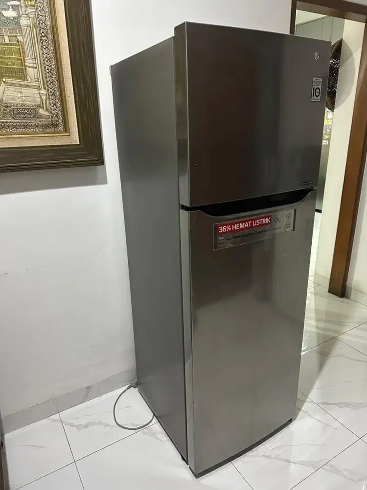 DIJUAL KULKAS LG 2 PINTU INVERTER – Rp2.000.000