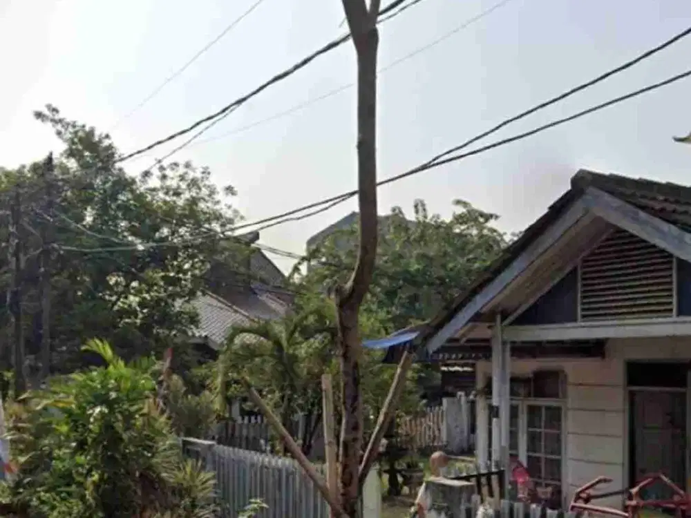 Rumah hitung tanah di komplek pesanggrahan jakarta selatan