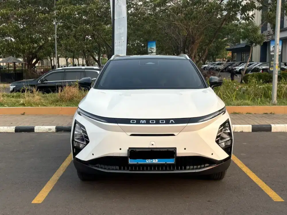 CHERY OMODA E5 TWO TONE WHITE 2024 PRIBADI