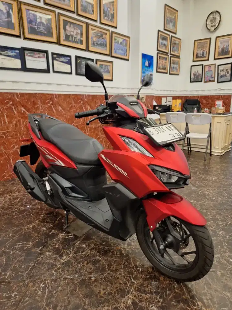 DP 1.5JT HONDA VARIO 160 CBS 2026 KM.RENDAH CASH KEDIT BISA TUKARTAMBH