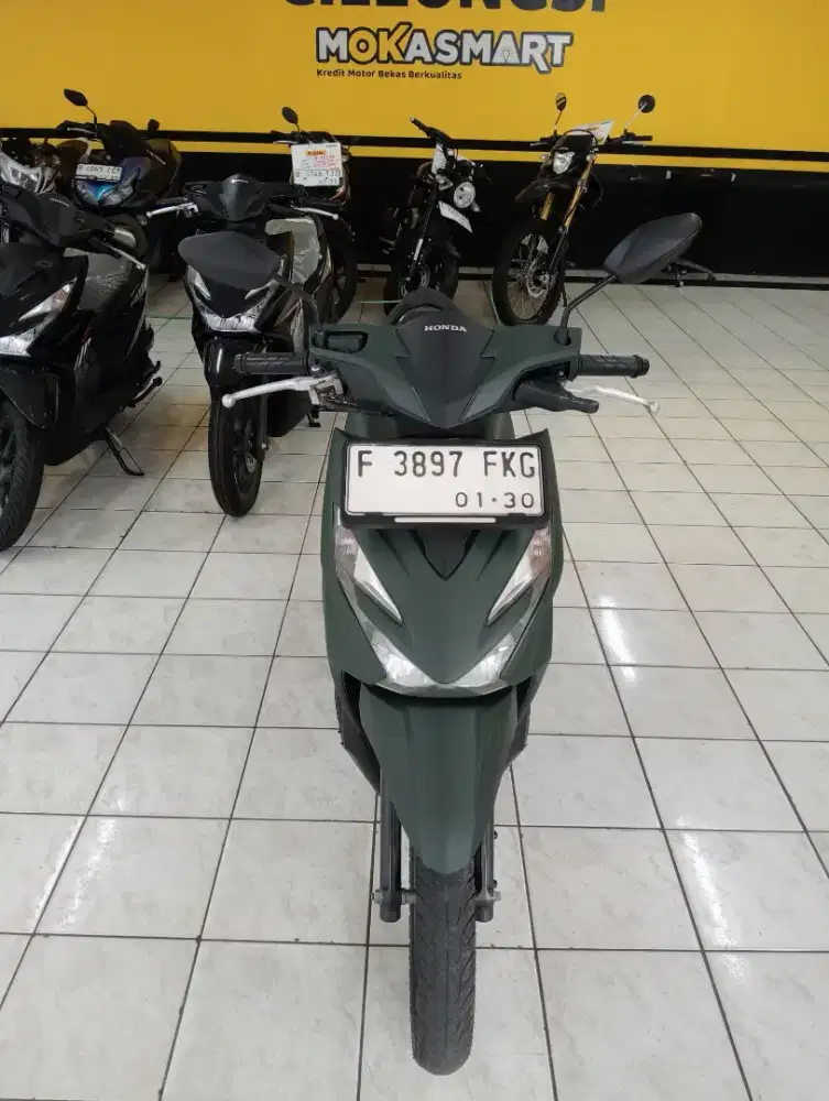 Dijual motor Honda Beat dlx smart key 2024