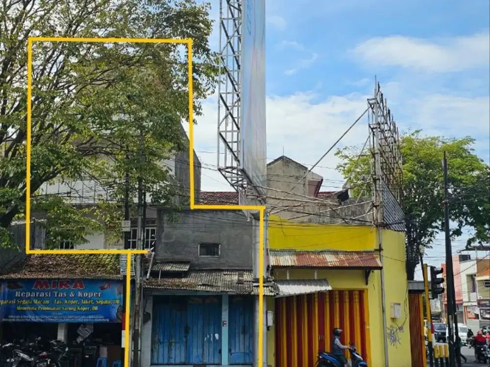 Dijual Ruang Usaha, Ruko, Toko 3 Lantai Lokasi Strategis di Poros Jalan Ahmad Yani, Blimbing Malang Kota
