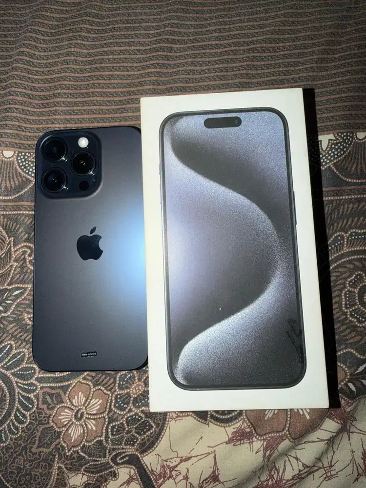 Iphone 15 pro 256 gb blue titanium