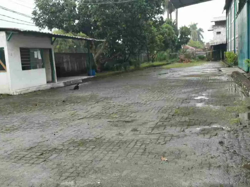 Pabrik di Kawasan INDUSTRI PADALARANG