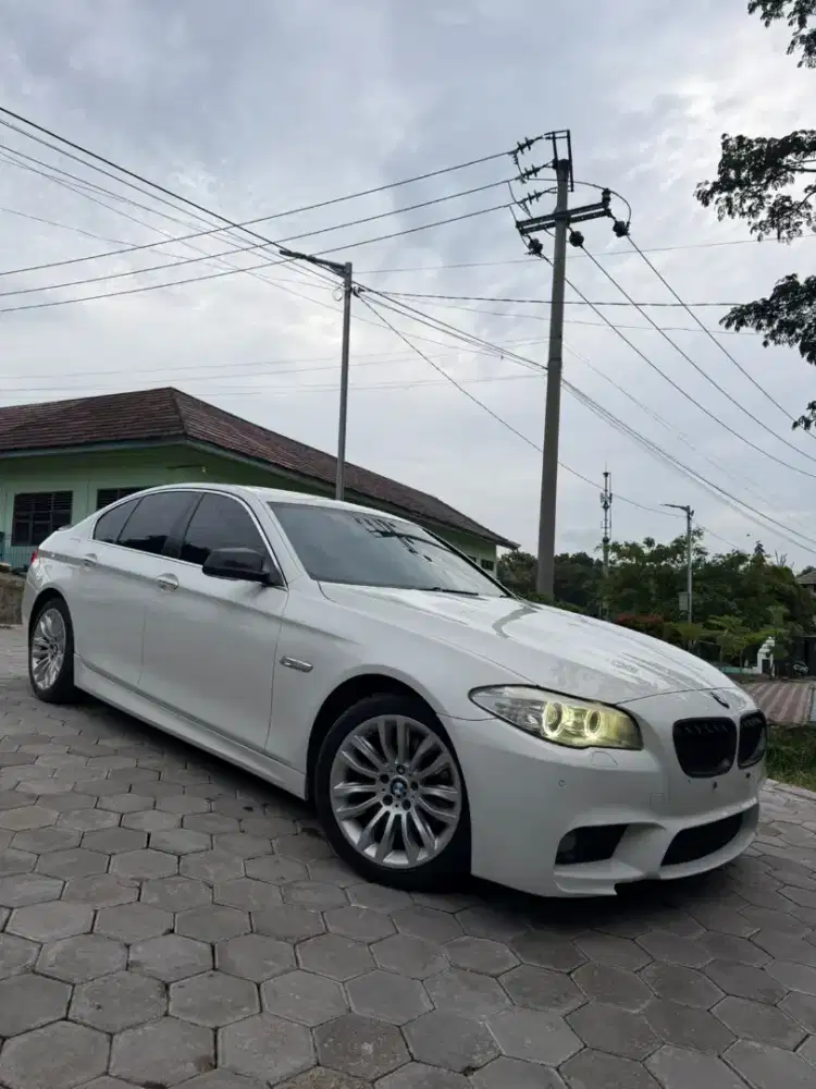JUAL BMW F10 528i 2011 SERIES 5