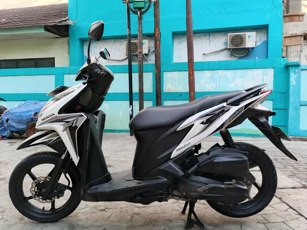 Honda Vario 125 kzr fi esp 2014 stater halus mulus terawat