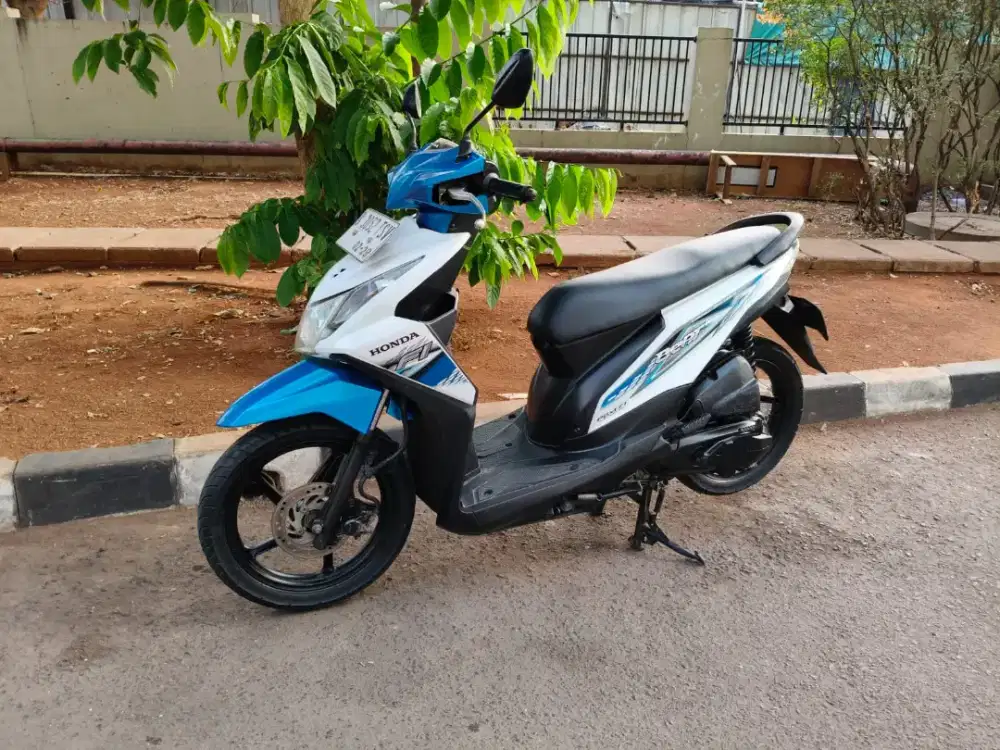 Honda Beat 110cc PGM-FI Tahun 2013