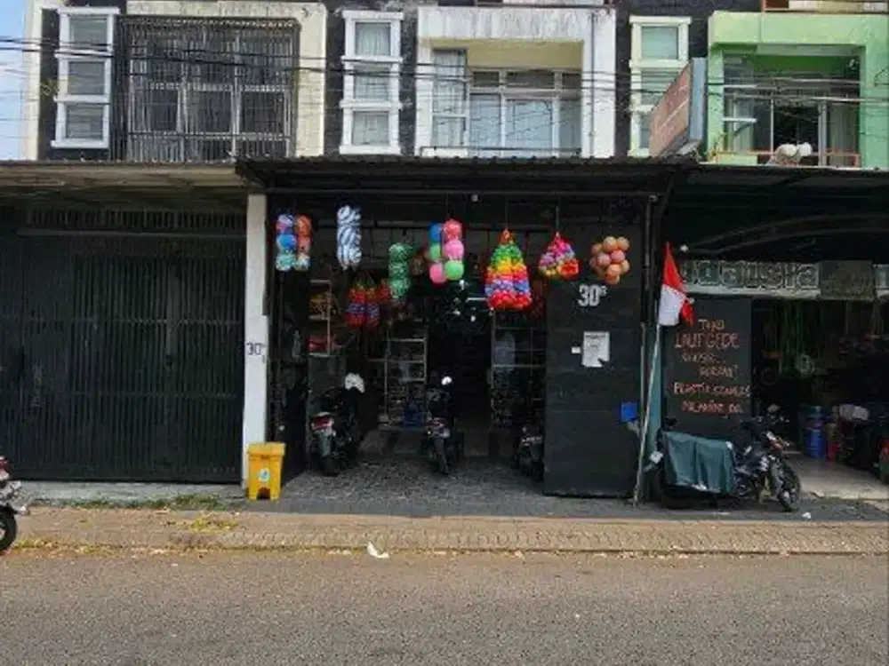 Dijual Ruko, Ruang Usaha 2 Lantai di Jalan Wiromargo, Pecinan Kecil, Klojen Malang Kota