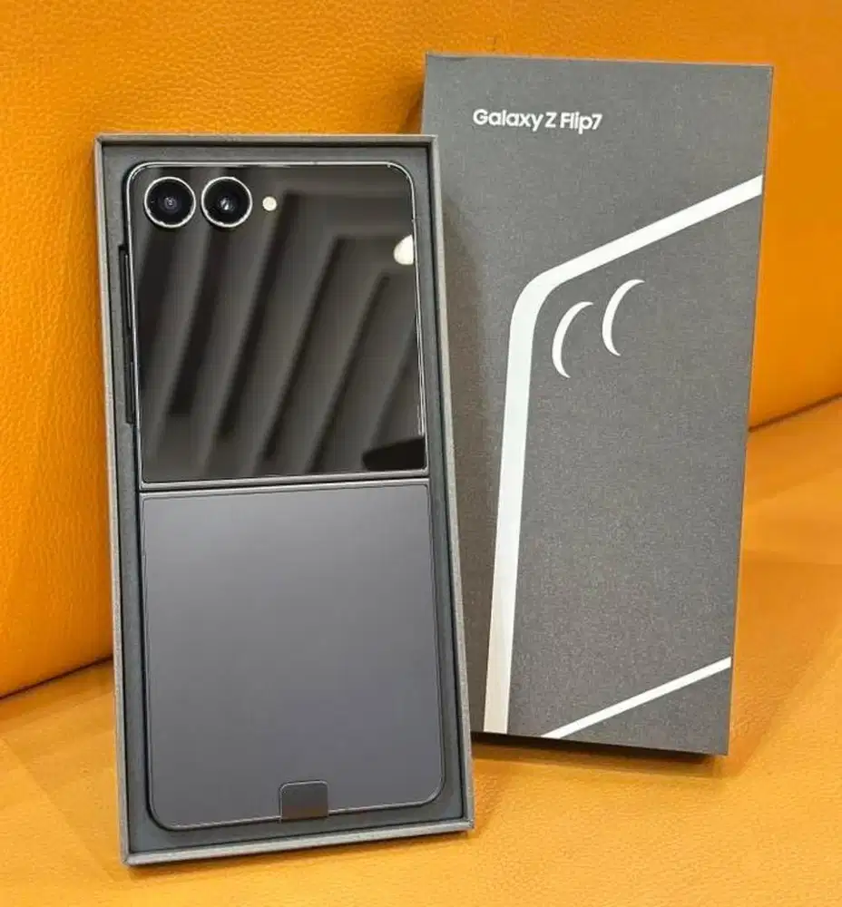 Hp baru samsung zflip 7 12/512 garansi resmi