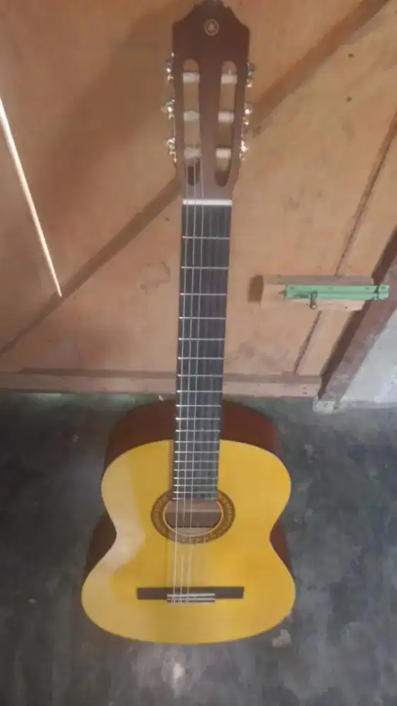Gitar Yamaha C315 second new
