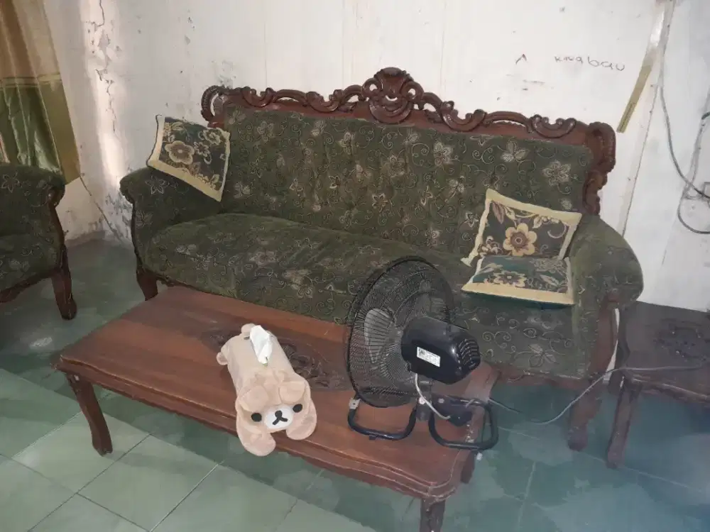 Kursi tamu 1 set ukir