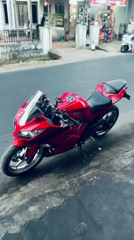 Ninja 250 FI 2016