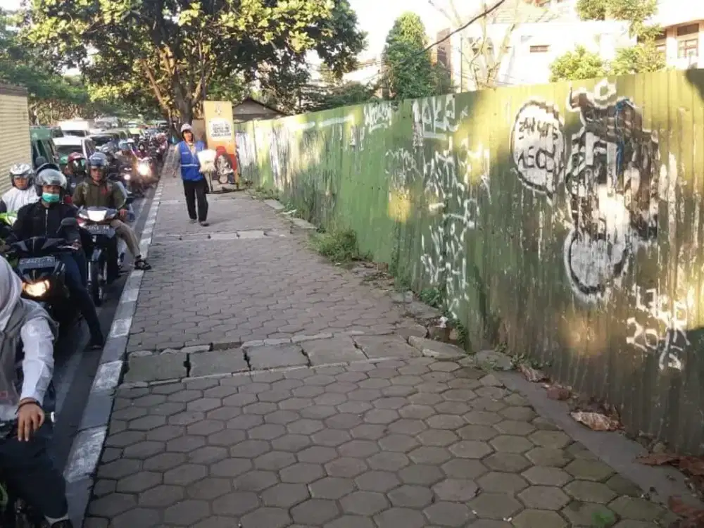 Tanah Mainroad Soekarno Hatta Samping UNINUS